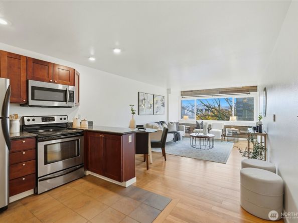 705 E Republican Street  403, Seattle WA 98102