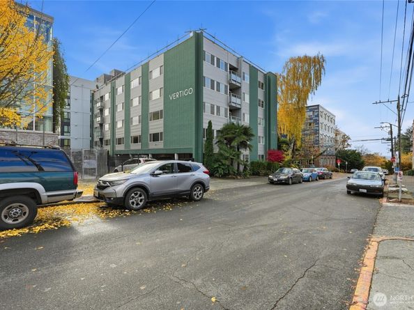 705 E Republican Street  403, Seattle WA 98102