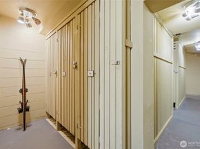 705 E Republican Street  403, Seattle WA 98102