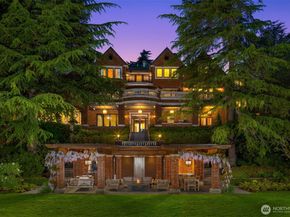 3038 E Laurelhurst Drive NE, Seattle WA 98105