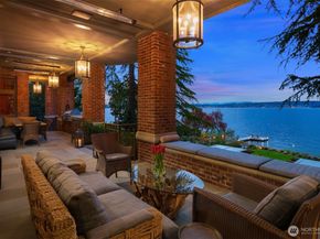 3038 E Laurelhurst Drive NE, Seattle WA 98105