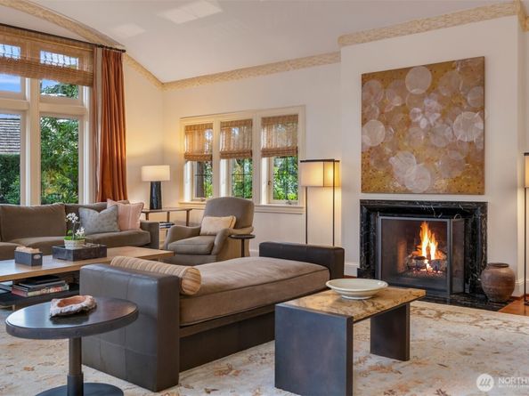 3038 E Laurelhurst Drive NE, Seattle WA 98105