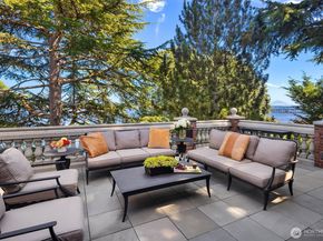 3038 E Laurelhurst Drive NE, Seattle WA 98105