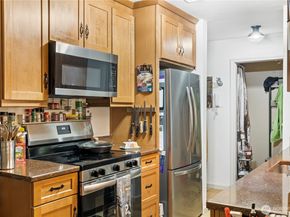 13229 Linden Avenue N B306, Seattle WA 98133