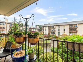 13229 Linden Avenue N B306, Seattle WA 98133