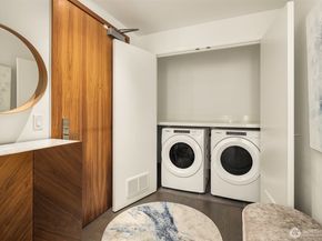 188 Bellevue Way NE 707, Bellevue WA 98004