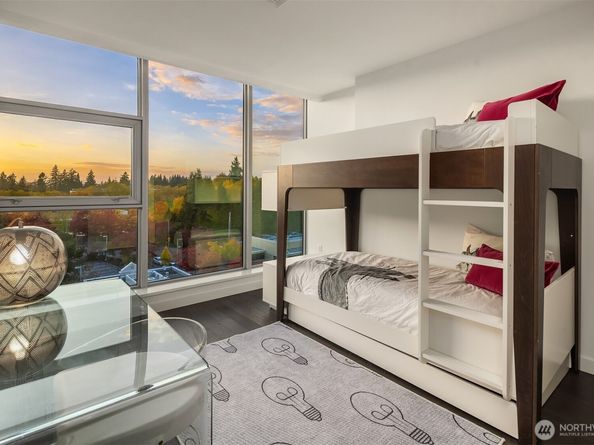 188 Bellevue Way NE 707, Bellevue WA 98004