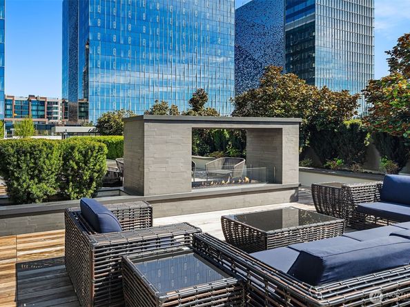 188 Bellevue Way NE 707, Bellevue WA 98004