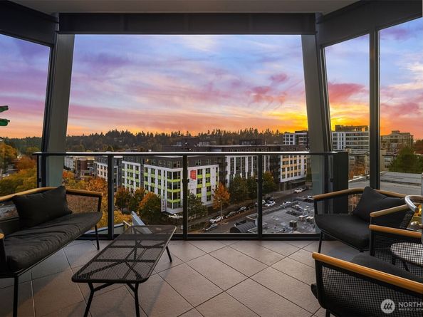 188 Bellevue Way NE 707, Bellevue WA 98004