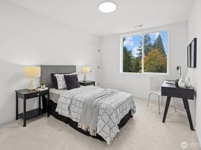 12011 36th Avenue NE, Seattle WA 98125