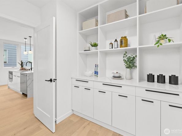 12011 36th Avenue NE, Seattle WA 98125