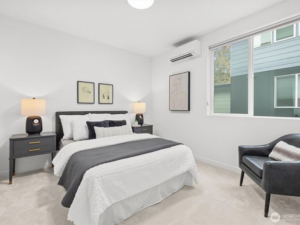 12011 36th Avenue NE, Seattle WA 98125