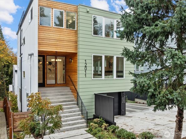 12011 36th Avenue NE, Seattle WA 98125
