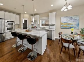 1528 211th Place NE, Sammamish WA 98074