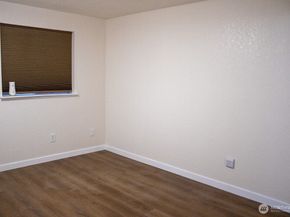 23411 102nd Avenue SE E107, Kent WA 98031