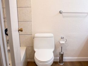 23411 102nd Avenue SE E107, Kent WA 98031