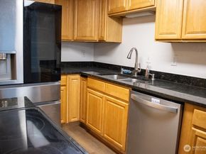 23411 102nd Avenue SE E107, Kent WA 98031