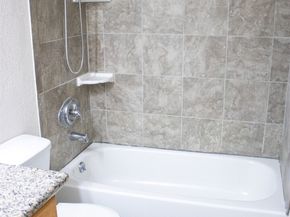 23411 102nd Avenue SE E107, Kent WA 98031