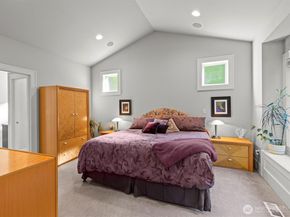 1727 Nile Avenue NE, Renton WA 98059