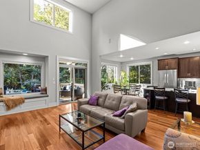 1727 Nile Avenue NE, Renton WA 98059