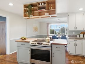 15014 Starr Road SE, Olalla WA 98359