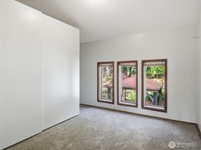 15014 Starr Road SE, Olalla WA 98359