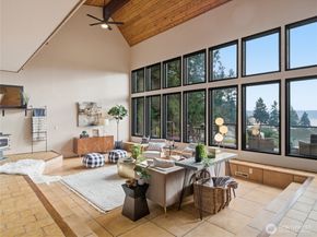 15014 Starr Road SE, Olalla WA 98359