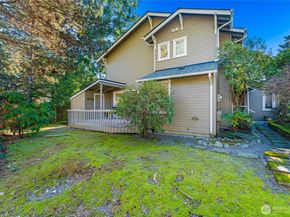 1218 101st Place NE, Bellevue WA 98004