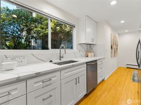 1218 101st Place NE, Bellevue WA 98004