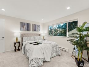 1218 101st Place NE, Bellevue WA 98004