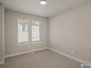 6611 S 128th Street, Seattle WA 98178