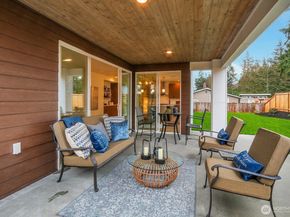 16624 63rd Avenue W, Lynnwood WA 98037