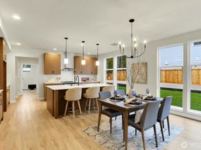 16624 63rd Avenue W, Lynnwood WA 98037