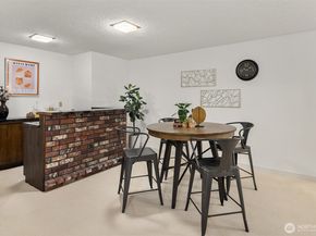 6910 150th Avenue NE, Redmond WA 98052