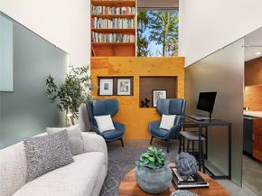 1207 26th Avenue E, Seattle WA 98112