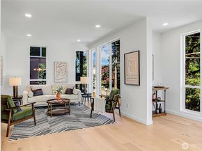 627 B W Emerson Street, Seattle WA 98119