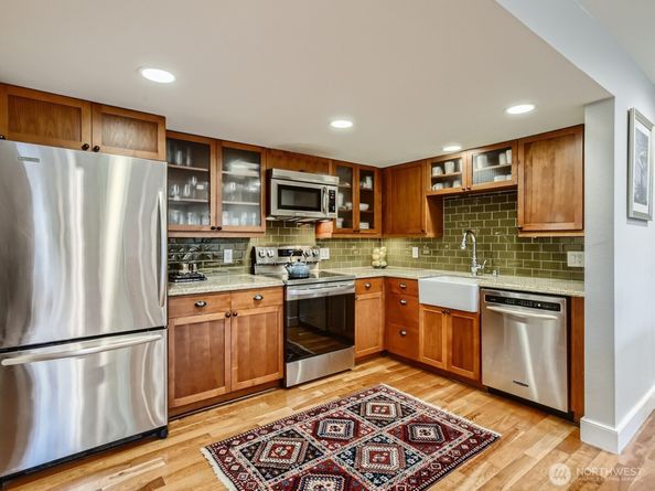 201 Galer Street 163, Seattle WA 98109