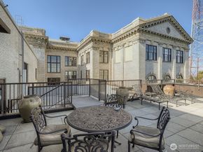 201 Galer Street 163, Seattle WA 98109