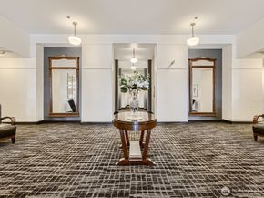 201 Galer Street 163, Seattle WA 98109