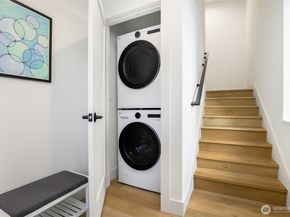 10533 B Stone Avenue N, Seattle WA 98133