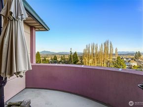3501 Colby Avenue 311, Everett WA 98201