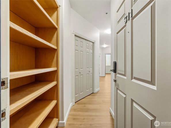 3501 Colby Avenue 311, Everett WA 98201