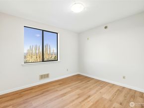 3501 Colby Avenue 311, Everett WA 98201