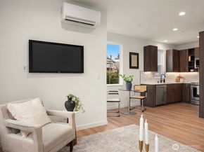 217 NE 75th Street, Seattle WA 98115