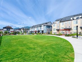 935 7th Avenue NE 17.3, Issaquah WA 98029