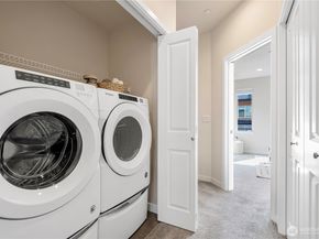 935 7th Avenue NE 17.3, Issaquah WA 98029