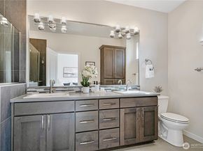 935 7th Avenue NE 17.3, Issaquah WA 98029