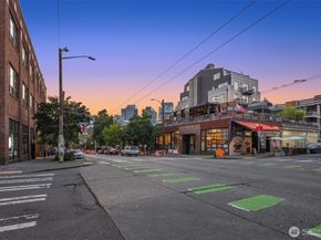 1616 Summit Avenue N203, Seattle WA 98122