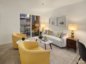 1616 Summit Avenue N203, Seattle WA 98122