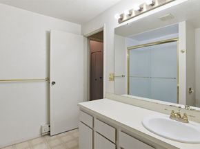 1850 Grant Avenue S D5, Renton WA 98055